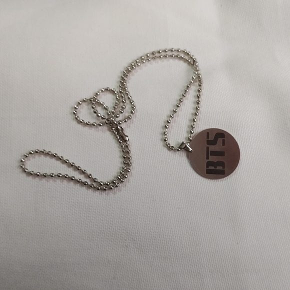 NEW LAST ONE K pop BTS army circle necklace - Picture 3 of 3